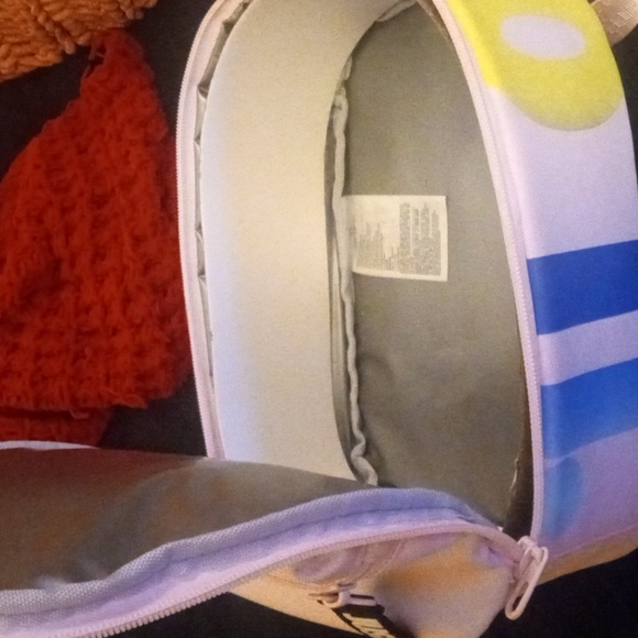 Lunchbox - Picture 9 of 9